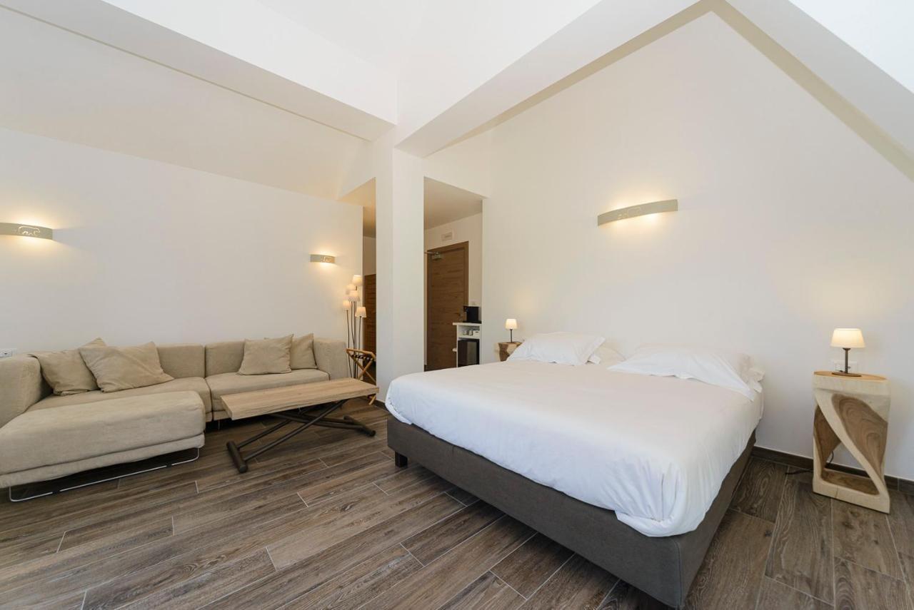ホテル Relais Chalons D'Orange ペスカッセーロリ エクステリア 写真