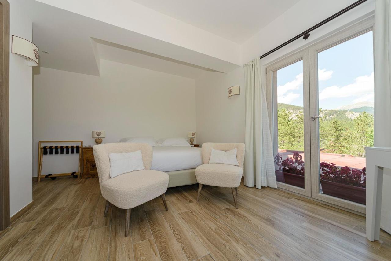 ホテル Relais Chalons D'Orange ペスカッセーロリ エクステリア 写真