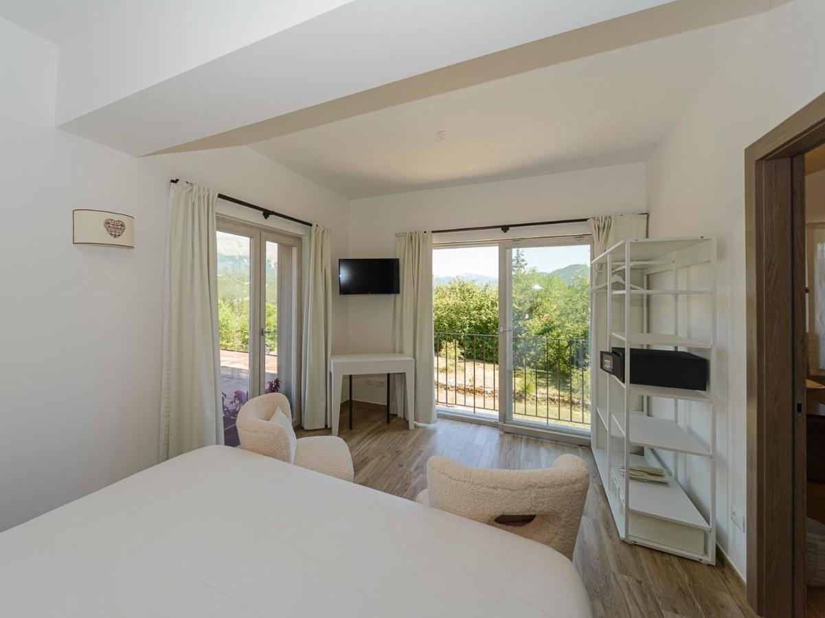 ホテル Relais Chalons D'Orange ペスカッセーロリ エクステリア 写真