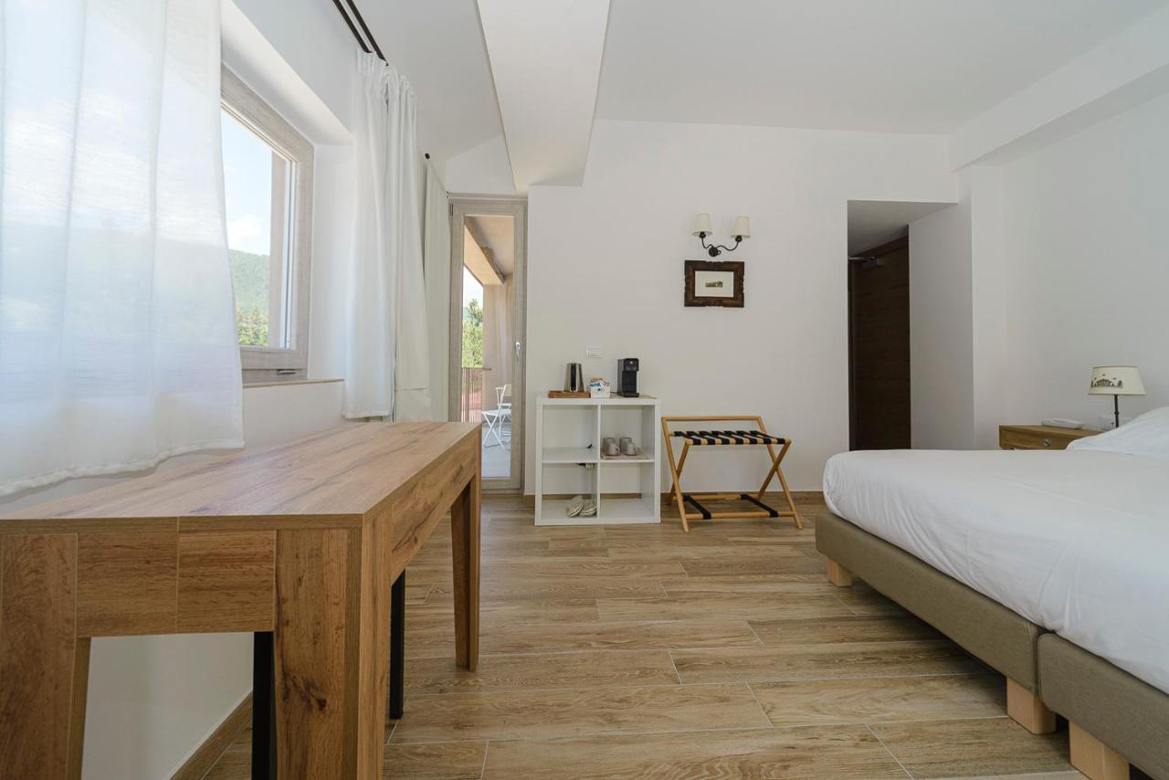 ホテル Relais Chalons D'Orange ペスカッセーロリ エクステリア 写真